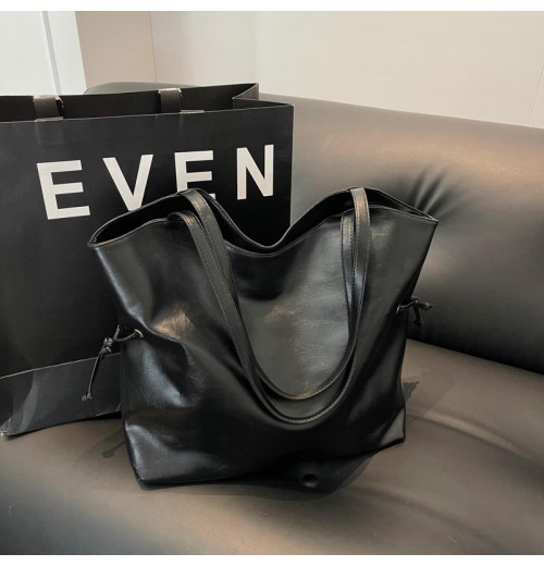 Niche design underarm bag women's new casual trend Tote bag large capacity single crossbody shoulder bag Niche design underarm bag women's new casual trend Tote bag large capacity single crossbody shoulder bag
