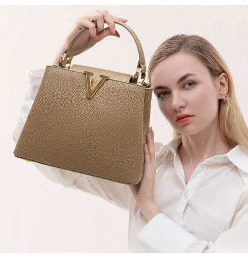Elegant and High-Quality Versatile Women's Handbag: Bucket Bag with Adjustable Shoulder Strap for Work and Everyday Use Elegant and High-Quality Versatile Women's Handbag: Bucket Bag with Adjustable Shoulder Strap for Work and Everyday Use